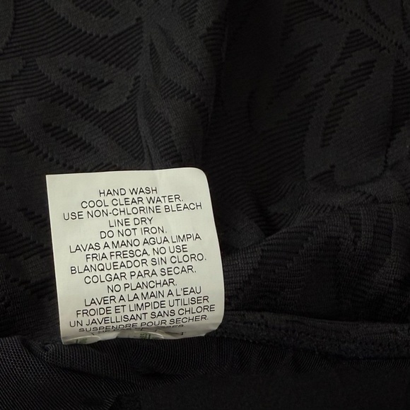 Swim Solutions Swimsuit Womens 16 Black Leaves One Piece Flyaway Swimdress - Picture 6 of 14